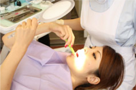 効率の良い歯の磨き方をレクチャー